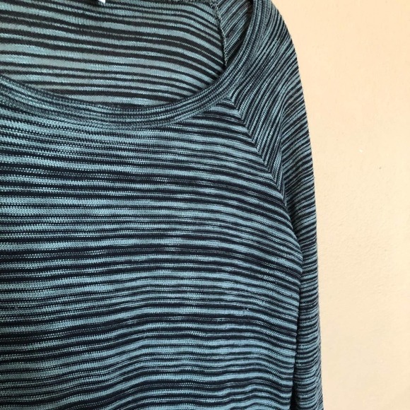 Splendid Lightweight Knit Green / Black Striped Top Size S - Picture 4 of 6